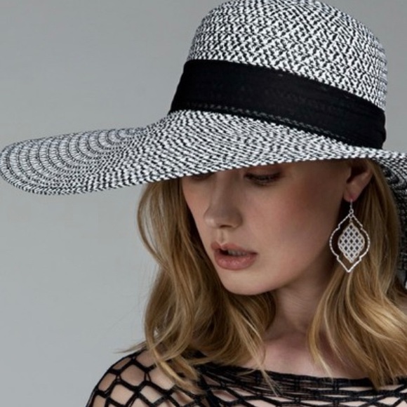 **LAST ONE**WIDE BRIM HAT WITH BLACK RIBBON - Picture 3 of 7